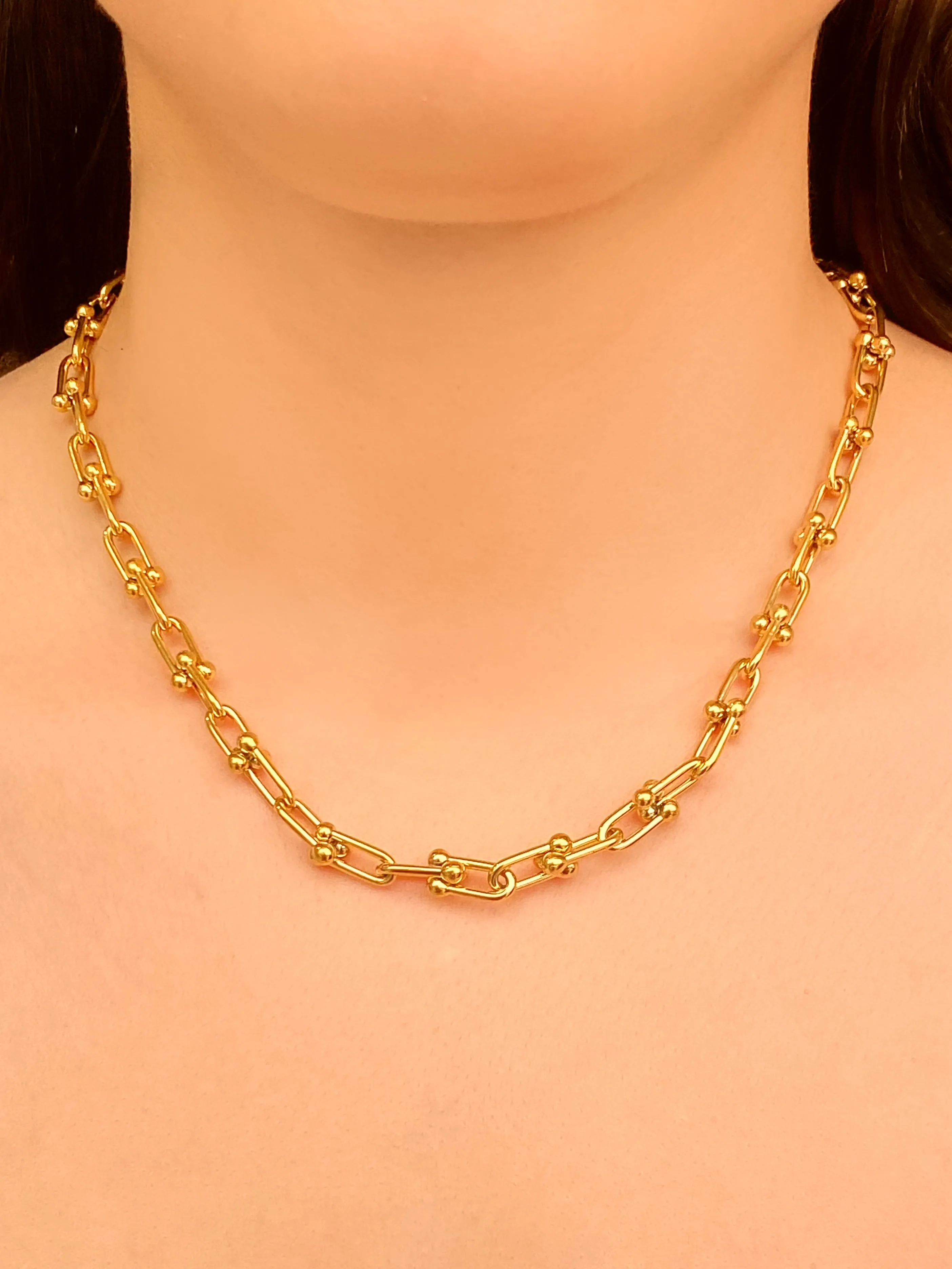 Collar Chunky Eslabon U