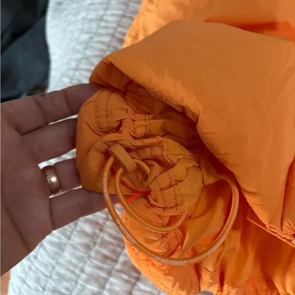 Free People Movement Sight Seein Puffer Orange Vest Size Large NWT