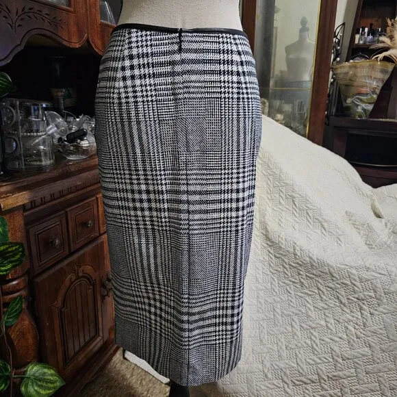 J. McLaughlin Plaid Pencil/Midi Skirt