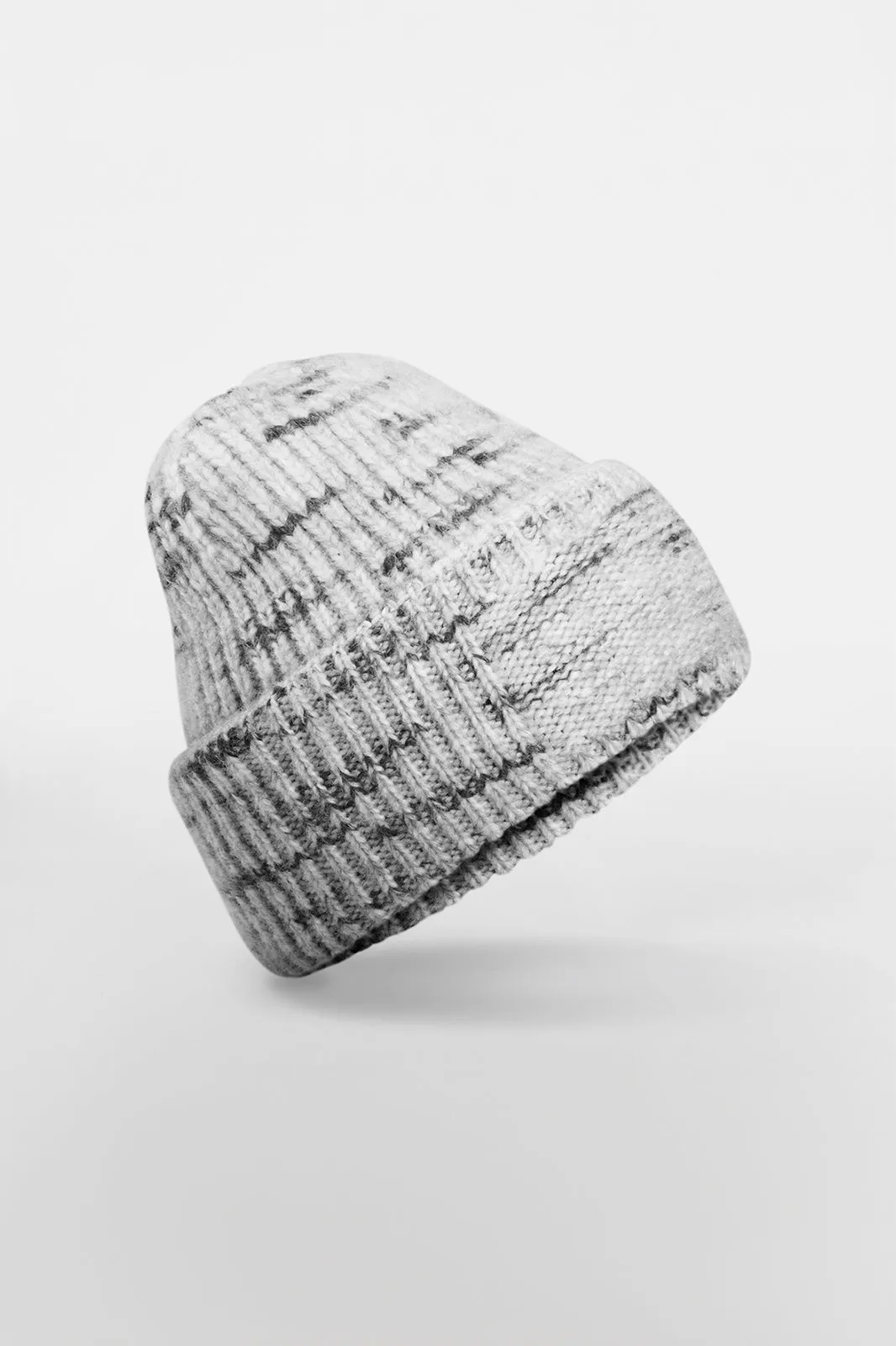 Käännettävä chunky patch pipo