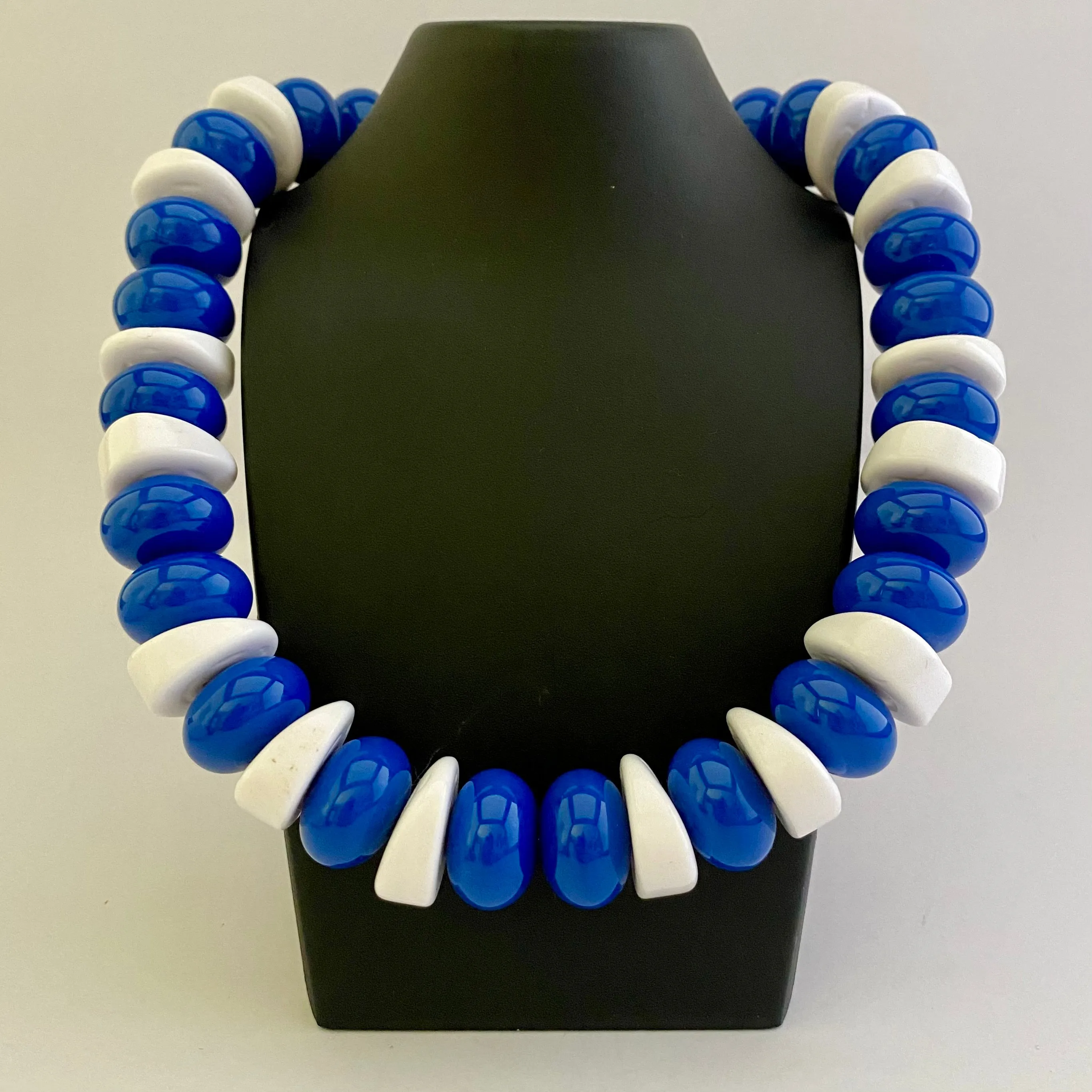 Late 80s/ Early 90s Monet Chunky Bead Necklace