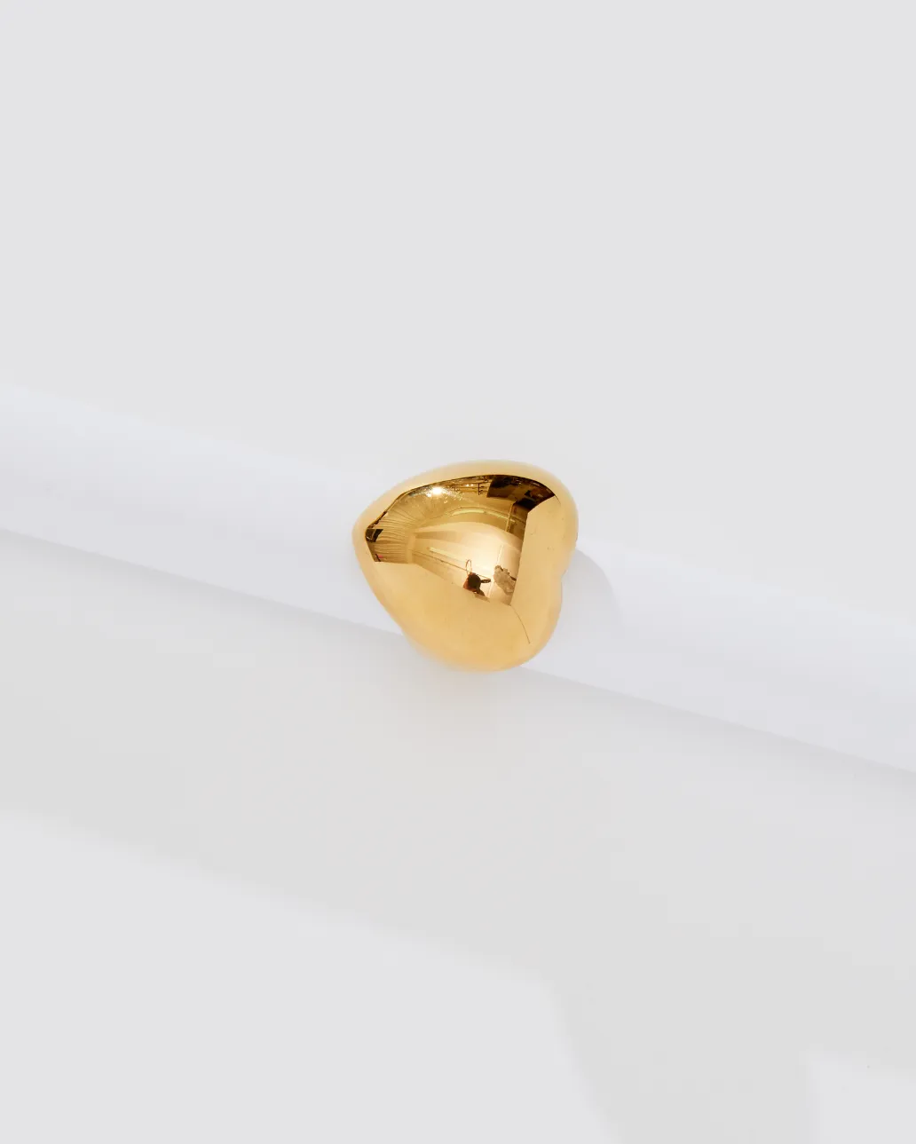 SOLID HEART RING