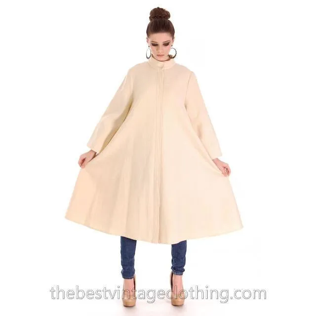 Vintage 1970s  Vuokko Suomi Finland Boiled Wool Cream Tent Coat Snap Front Mod 38 Fits S to L