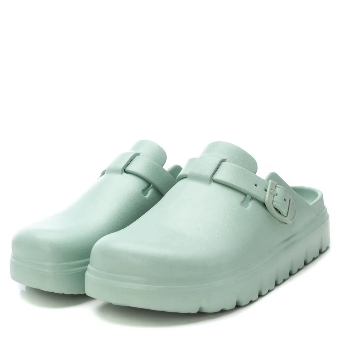 XTI Women's clogs 144137